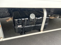 いすゞエルフ冷凍車（冷蔵車）小型（2t・3t）[写真33]