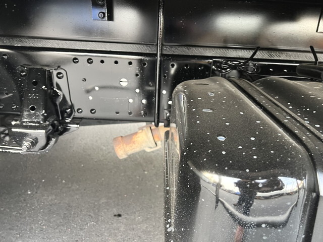 いすゞエルフ冷凍車（冷蔵車）小型（2t・3t）[写真33]