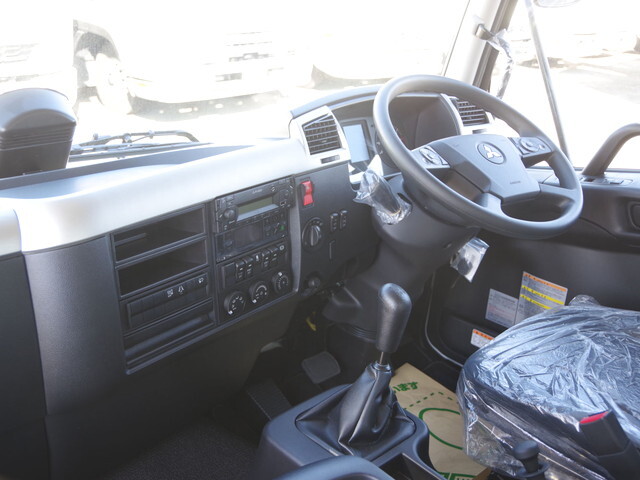 三菱ふそうファイター冷凍車（冷蔵車）中型（4t）[写真23]