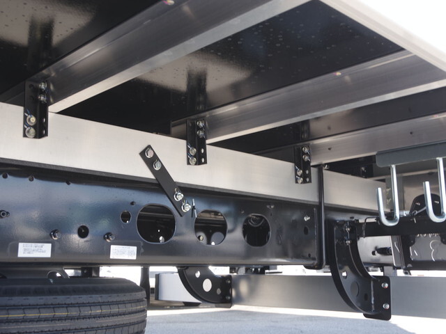 三菱ふそうファイター冷凍車（冷蔵車）中型（4t）[写真06]