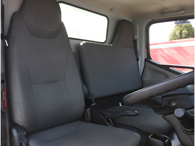 三菱ふそうキャンターダンプ小型（2t・3t）[写真34]