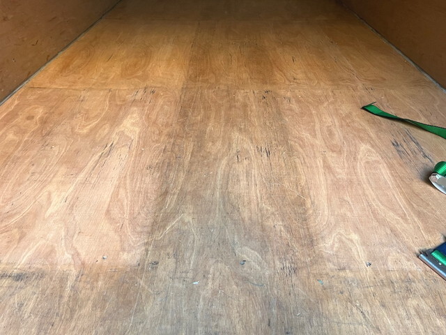 三菱ふそうキャンターアルミバン小型（2t・3t）[写真13]