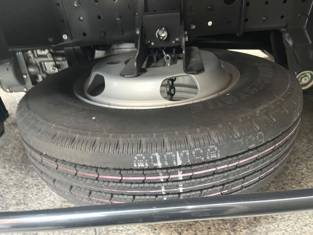 三菱ふそうキャンターアルミバン小型（2t・3t）[写真19]