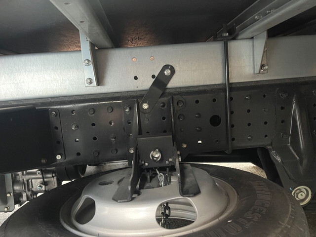 三菱ふそうキャンターアルミバン小型（2t・3t）[写真20]