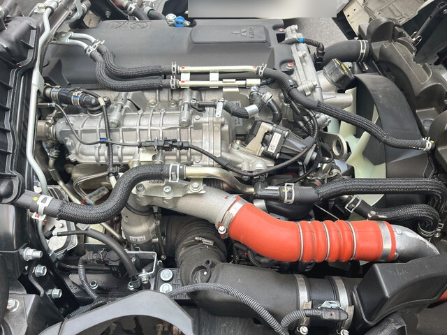 三菱ふそうキャンターアルミバン小型（2t・3t）[写真22]