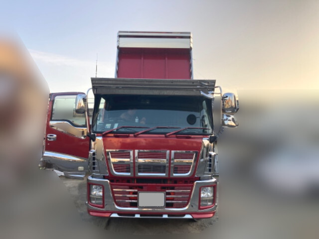 いすゞギガダンプ大型（10t）[写真05]