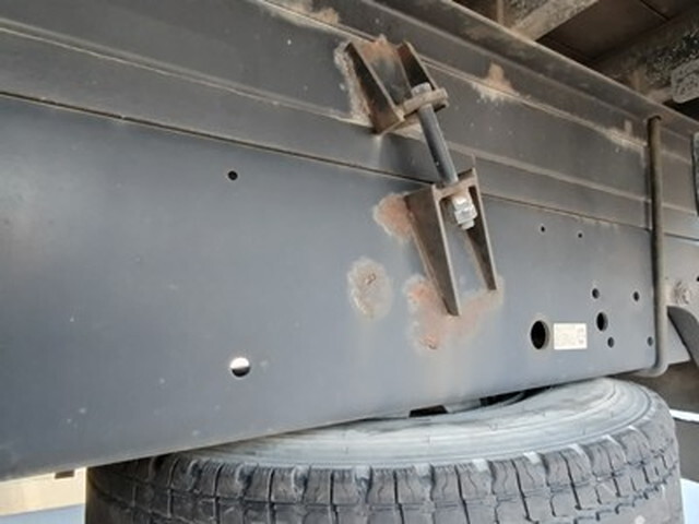 三菱ふそうスーパーグレートアルミブロック大型（10t）[写真09]