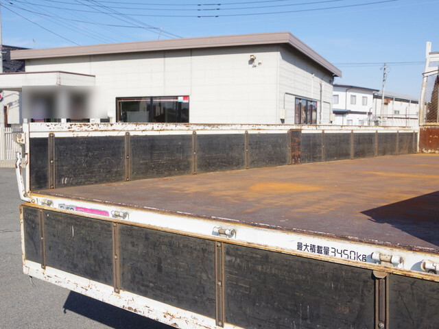 三菱ふそうファイター平ボディ中型（4t）[写真12]