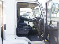 三菱ふそうファイター平ボディ中型（4t）[写真27]