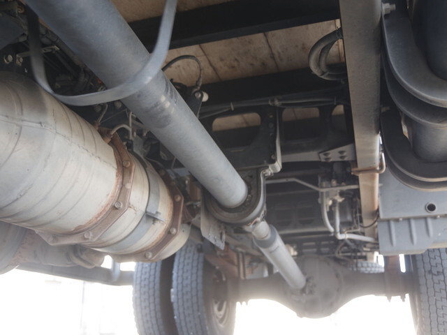 三菱ふそうファイター平ボディ中型（4t）[写真09]