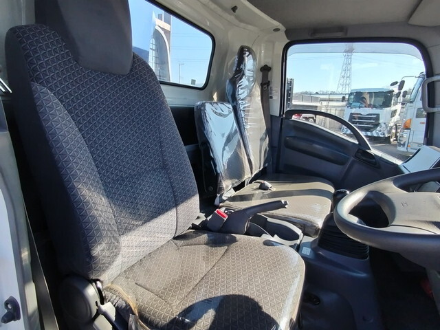 いすゞエルフクレーン4段小型（2t・3t）[写真24]