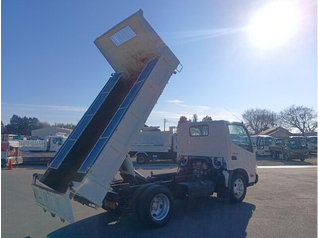 日野デュトロダンプ小型（2t・3t）[写真02]