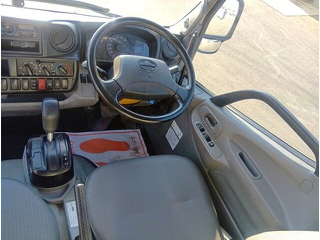 日野デュトロダンプ小型（2t・3t）[写真25]