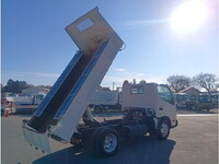 日野デュトロダンプ小型（2t・3t）[写真02]