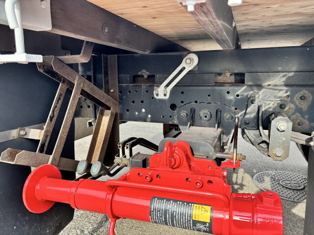 いすゞエルフクレーン4段小型（2t・3t）[写真21]