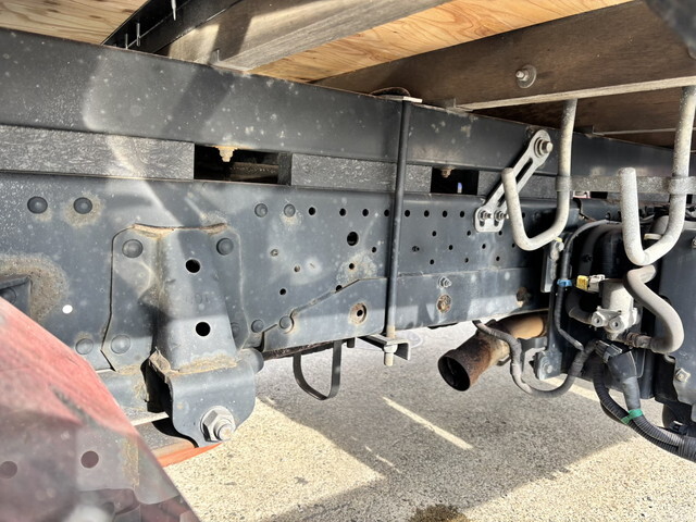 いすゞエルフクレーン4段小型（2t・3t）[写真23]