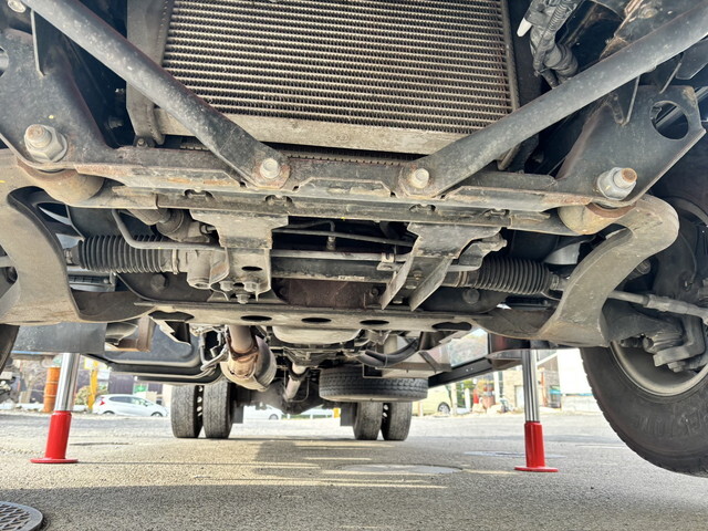 いすゞエルフクレーン4段小型（2t・3t）[写真24]