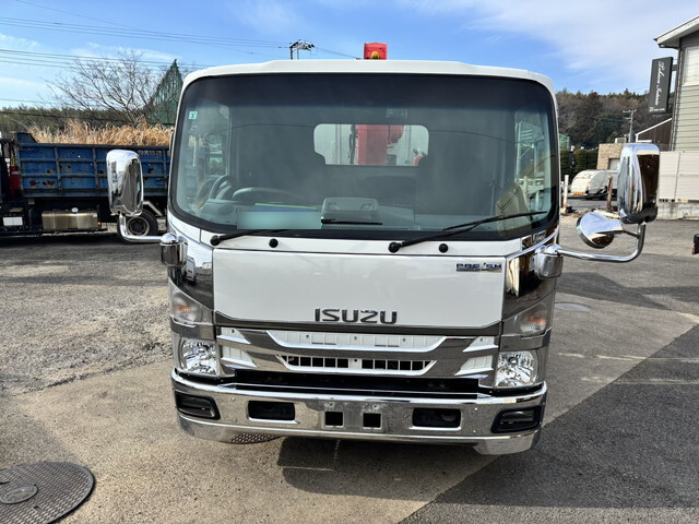 いすゞエルフクレーン4段小型（2t・3t）[写真03]