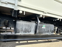 三菱ふそうキャンター平ボディ小型（2t・3t）[写真20]