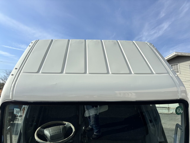 三菱ふそうキャンター平ボディ小型（2t・3t）[写真25]