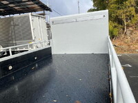 いすゞエルフ平ボディ小型（2t・3t）[写真13]