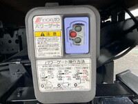 いすゞエルフ平ボディ小型（2t・3t）[写真16]