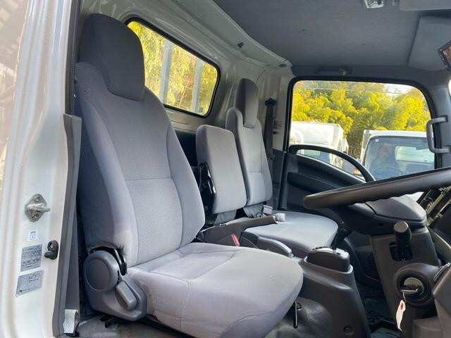 いすゞエルフ平ボディ小型（2t・3t）[写真25]