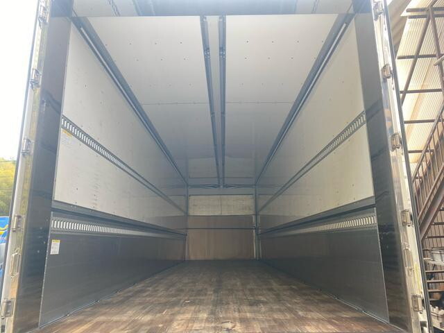 三菱ふそうスーパーグレートアルミウイング大型（10t）[写真10]