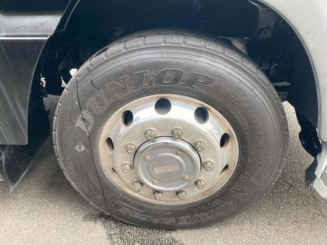 三菱ふそうスーパーグレートアルミウイング大型（10t）[写真18]