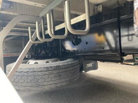 三菱ふそうスーパーグレートアルミウイング大型（10t）[写真25]