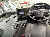 三菱ふそうスーパーグレートアルミウイング大型（10t）[写真28]