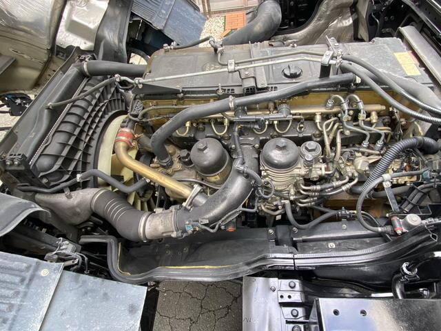 三菱ふそうスーパーグレートアルミウイング大型（10t）[写真39]