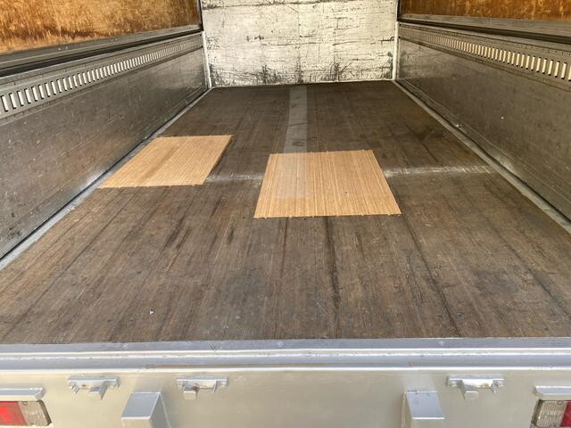 日野デュトロアルミウイング小型（2t・3t）[写真13]