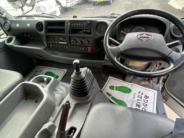 日野デュトロアルミウイング小型（2t・3t）[写真22]