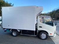 トヨタダイナ冷凍車（冷蔵車）小型（2t・3t）[写真08]