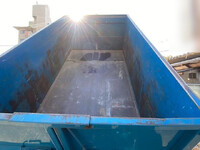 日野レンジャーコンテナ専用車中型（4t）[写真13]