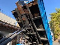 日野レンジャーコンテナ専用車中型（4t）[写真14]