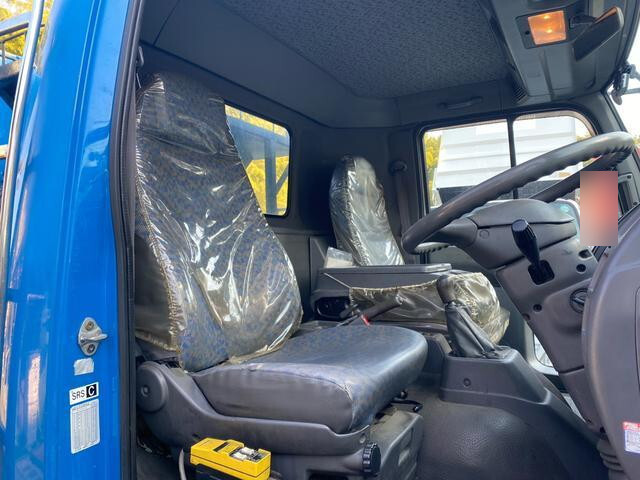 日野レンジャーコンテナ専用車中型（4t）[写真32]