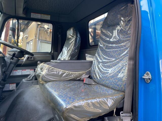 日野レンジャーコンテナ専用車中型（4t）[写真33]