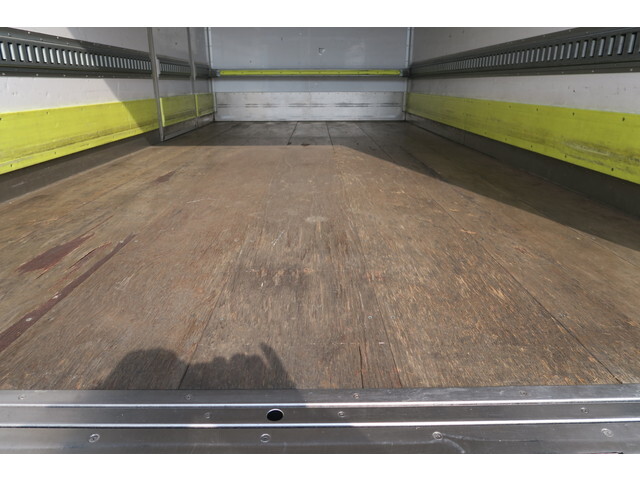 いすゞエルフアルミバン小型（2t・3t）[写真14]