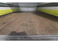 いすゞエルフアルミバン小型（2t・3t）[写真15]