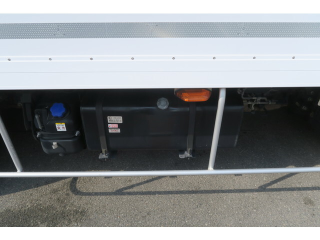 いすゞエルフアルミバン小型（2t・3t）[写真16]
