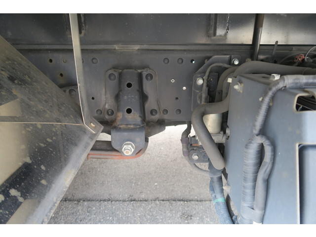 いすゞエルフアルミバン小型（2t・3t）[写真18]