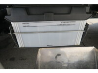 いすゞエルフアルミバン小型（2t・3t）[写真25]