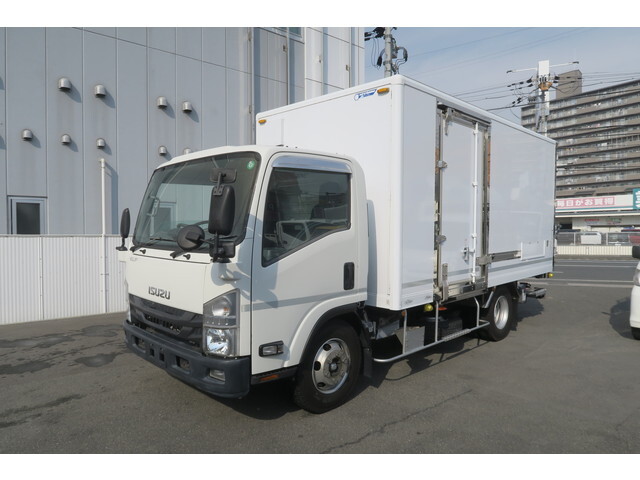 いすゞエルフアルミバン小型（2t・3t）[写真03]