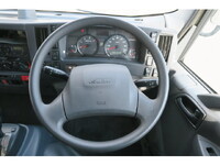 いすゞエルフアルミバン小型（2t・3t）[写真41]