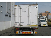 いすゞエルフアルミバン小型（2t・3t）[写真08]