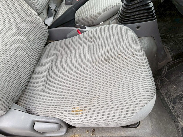 日野デュトロ平ボディ小型（2t・3t）[写真17]