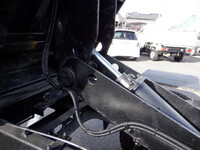 いすゞフォワード三転ダンプ中型（4t）[写真18]