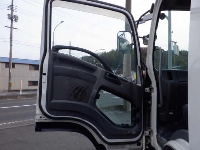 いすゞフォワード三転ダンプ中型（4t）[写真36]